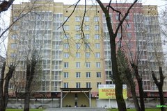 ЖК "Кольцовский" - Екатеринбург, Кольцово, ул. Бахчиванджи, 15 - фото 