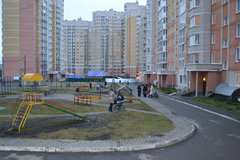ЖК по ул. Бакинских Комиссаров - Екатеринбург, Уралмаш, ул. Бакинских Комиссаров, 97, 95; ул. Уральских Рабочих, 80 - фото 