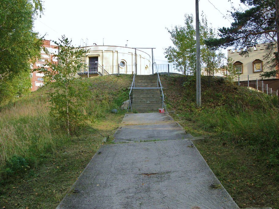 г. Новоуральск, ул. Максима Горького, 10 корп 2 (городской округ Новоуральский) - фото здания (7)