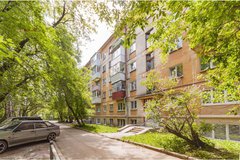 Екатеринбург, ул. Машиностроителей, 51 (Уралмаш) - фото квартиры