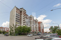 Екатеринбург, ул. Викулова, 61/4 - фото квартиры