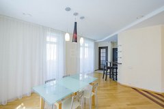 Екатеринбург, ул. Карла Маркса, 25 (Центр) - фото квартиры