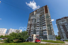 Екатеринбург, ул. Краснолесья, 18/1 (УНЦ) - фото квартиры