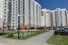 Екатеринбург, ул. Евгения Савкова, 7 (Широкая речка) - фото квартиры