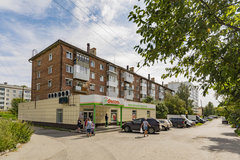 г. Среднеуральск, ул. Набережная, 2А (городской округ Среднеуральск) - фото квартиры