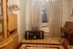 г. Арамиль, ул. 1 Мая, 75 (городской округ Арамильский) - фото квартиры