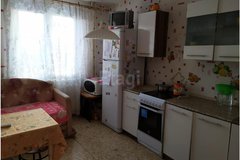 г. Арамиль, ул. 1 Мая, 69А (городской округ Арамильский) - фото квартиры