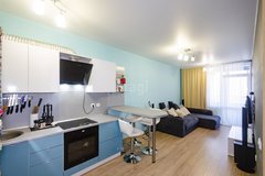 Екатеринбург, ул. Светлый Микрорайон, 5 (Уктус) - фото квартиры