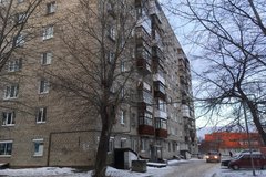 г. Асбест, ул. Ленинградская, 27 (городской округ Асбестовский) - фото квартиры