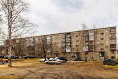 Екатеринбург, ул. Энтузиастов, 42 (Эльмаш) - фото комнаты