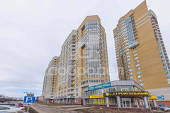 Екатеринбург, ул. Николая Островского, 1 (Автовокзал) - фото квартиры