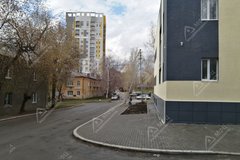 Екатеринбург, ул. Советская, 3а - фото торговой площади