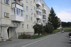 поселок городского типа Белоярский, ул. Юбилейная, 42 (городской округ Белоярский) - фото квартиры