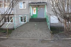 г. Первоуральск, ул. Емлина, 14 (городской округ Первоуральск) - фото квартиры