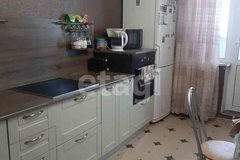 г. Арамиль, ул. 1 Мая, 75 (городской округ Арамильский) - фото квартиры