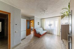 п. Исток, ул. Главная, 17 (городской округ Екатеринбург) - фото квартиры