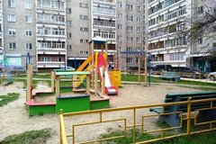 г. Верхняя Пышма, ул. Уральских рабочих, 50 (городской округ Верхняя Пышма) - фото квартиры