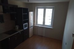 г. Арамиль, ул. 1 Мая, 69А (городской округ Арамильский) - фото квартиры