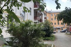 Екатеринбург, ул. Куйбышева, 112а (Шарташский рынок) - фото комнаты