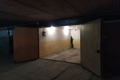 Екатеринбург, ул. Крестинского, 42 (Ботанический) - фото гаража