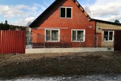 п. Черноисточинск, ул. Чапаева, 102 (городской округ Горноуральский) - фото дома