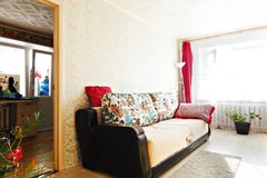 г. Краснотурьинск, ул. Карпинского, 16 (городской округ Краснотурьинск) - фото квартиры