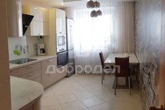 Екатеринбург, ул. Красных Командиров, 21 (Эльмаш) - фото квартиры