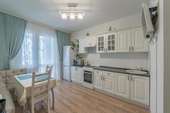 Екатеринбург, ул. Евгения Савкова, 56 (Широкая речка) - фото квартиры