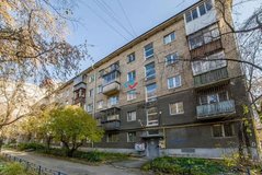 Екатеринбург, ул. Азина, 20к1 (Центр) - фото квартиры