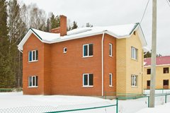 к.п. Полянка, ул. Радужная, 7 (городской округ Белоярский, п.Растущий) - фото коттеджа