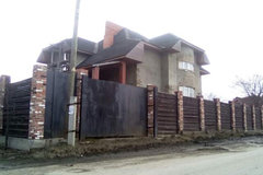 г. Талица, ул. Луначарского, 105 (городской округ Талицкий) - фото дома