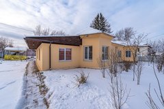 п. Монетный, ул. Свободы, 53 (городской округ Березовский) - фото дома