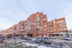Екатеринбург, ул. Декабристов, 45 (Центр) - фото квартиры