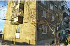 г. Первоуральск, ул. Сакко и Ванцетти, 14 (городской округ Первоуральск) - фото квартиры