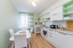 Екатеринбург, ул. Щорса, 54а (Автовокзал) - фото квартиры