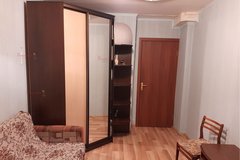 Екатеринбург, ул. Куйбышева, 102 (Шарташский рынок) - фото комнаты