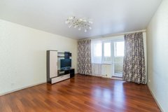 Екатеринбург, ул. Барвинка, 20 (УНЦ) - фото квартиры