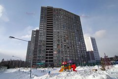 Екатеринбург, ул. микрорайон Светлый, 3 (Уктус) - фото квартиры