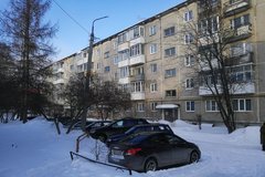 г. Ревда, ул. Цветников, 8 (городской округ Ревда) - фото квартиры