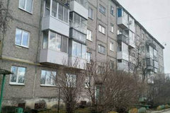 д. Крылосово, ул. КИЗ, 12 (городской округ Первоуральск) - фото квартиры