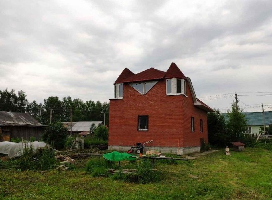 п. Сылва, ул. Коммуны, 14 (городской округ Шалинский) - фото дома (1)