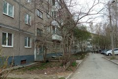 г. Первоуральск, ул. Емлина, 18 (городской округ Первоуральск) - фото квартиры