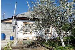 п. Монетный, ул. Березовская, 19 (городской округ Березовский) - фото дома