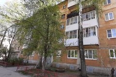 г. Первоуральск, ул. Ильича, 17 (городской округ Первоуральск) - фото квартиры