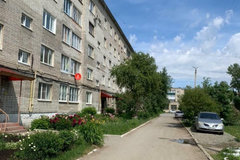 г. Артемовский, ул. Полярников, 29 (городской округ Артемовский) - фото квартиры