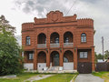Продажа коттеджей: Екатеринбург, ул. Краснокамская, 88 (ВИЗ) - Фото 1