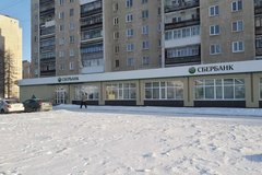 г. Полевской, ул. Декабристов, 8 (городской округ Полевской) - фото торговой площади