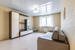 Екатеринбург, ул. Кольцевая, 32 (УНЦ) - фото квартиры