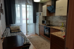 Екатеринбург, ул. Евгения Савкова, 60 (Широкая речка) - фото квартиры