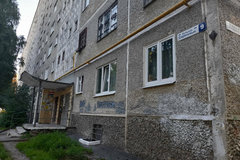 Екатеринбург, ул. Сиреневый, 9 (ЖБИ) - фото квартиры